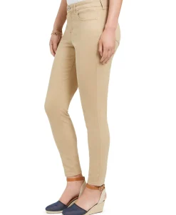 Women's Curvy-Fit Skinny Fashion Jeans