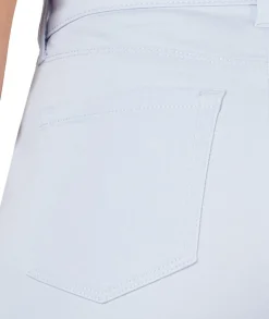 Women's Curvy-Fit Skinny Fashion Jeans