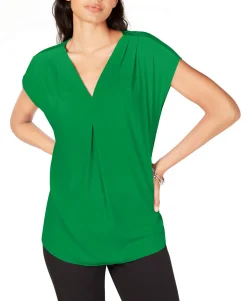 Women's Inverted-Pleat V-Neck Top