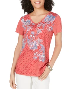 Women's Petite Petite Graphic-Print T-Shirt