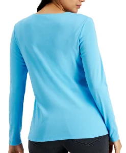 Women's Pom Pom Wreath Holiday Top