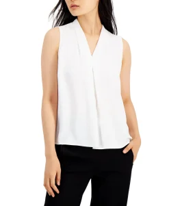 Women's Sleeveless Pleat V-Neck Top