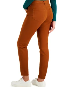 Women's Solid Tapered-Leg Jeans