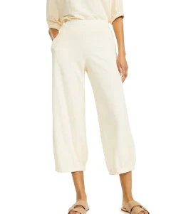 Women's Textured Cropped Jogger Pants