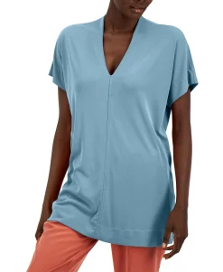 Women's V-Neck Exposed-Seam Top