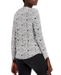 Women's Zip-Pocket Top